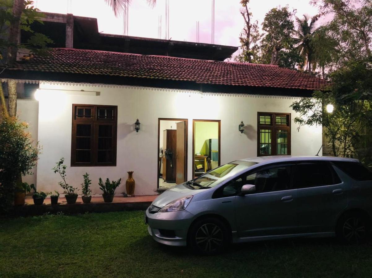 Hotel La Felicita Mirissa Ngoại thất bức ảnh