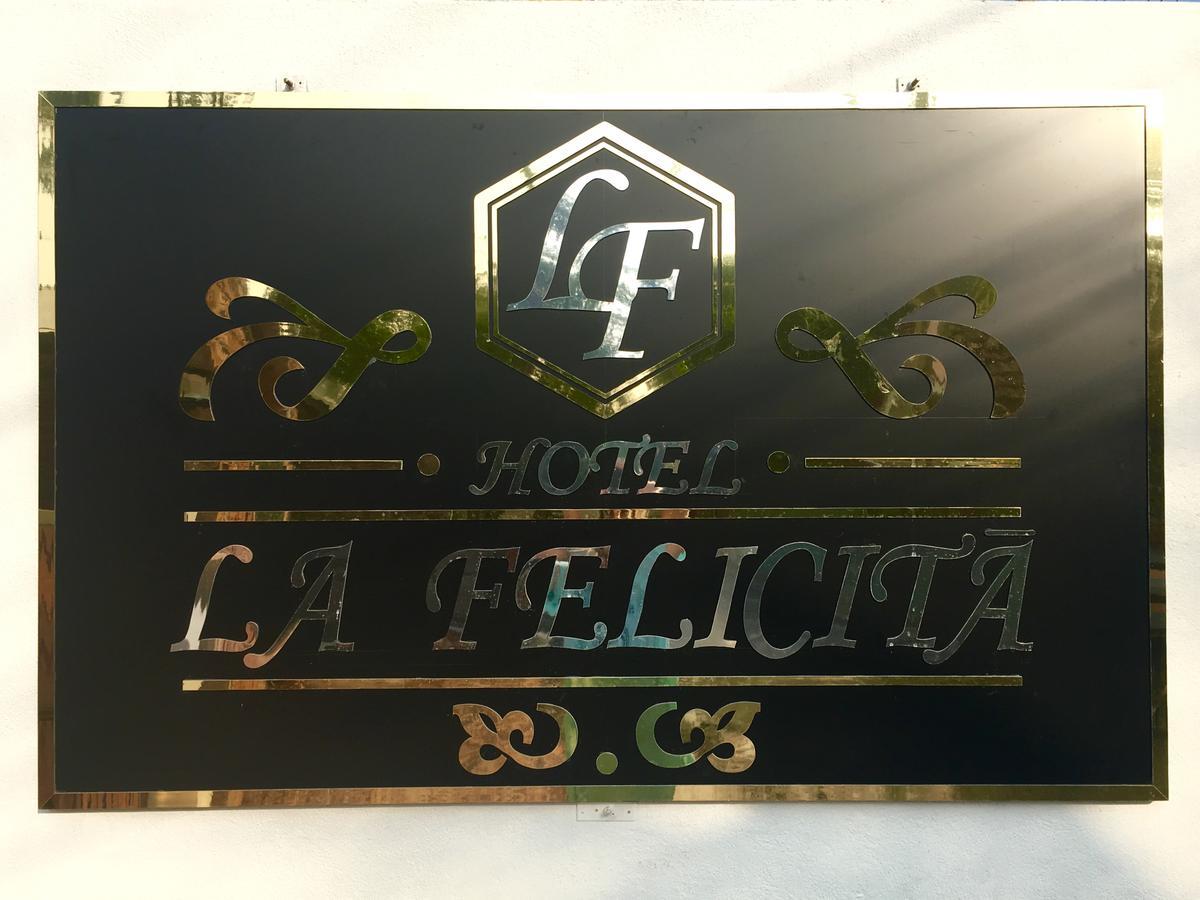 Hotel La Felicita Mirissa Ngoại thất bức ảnh