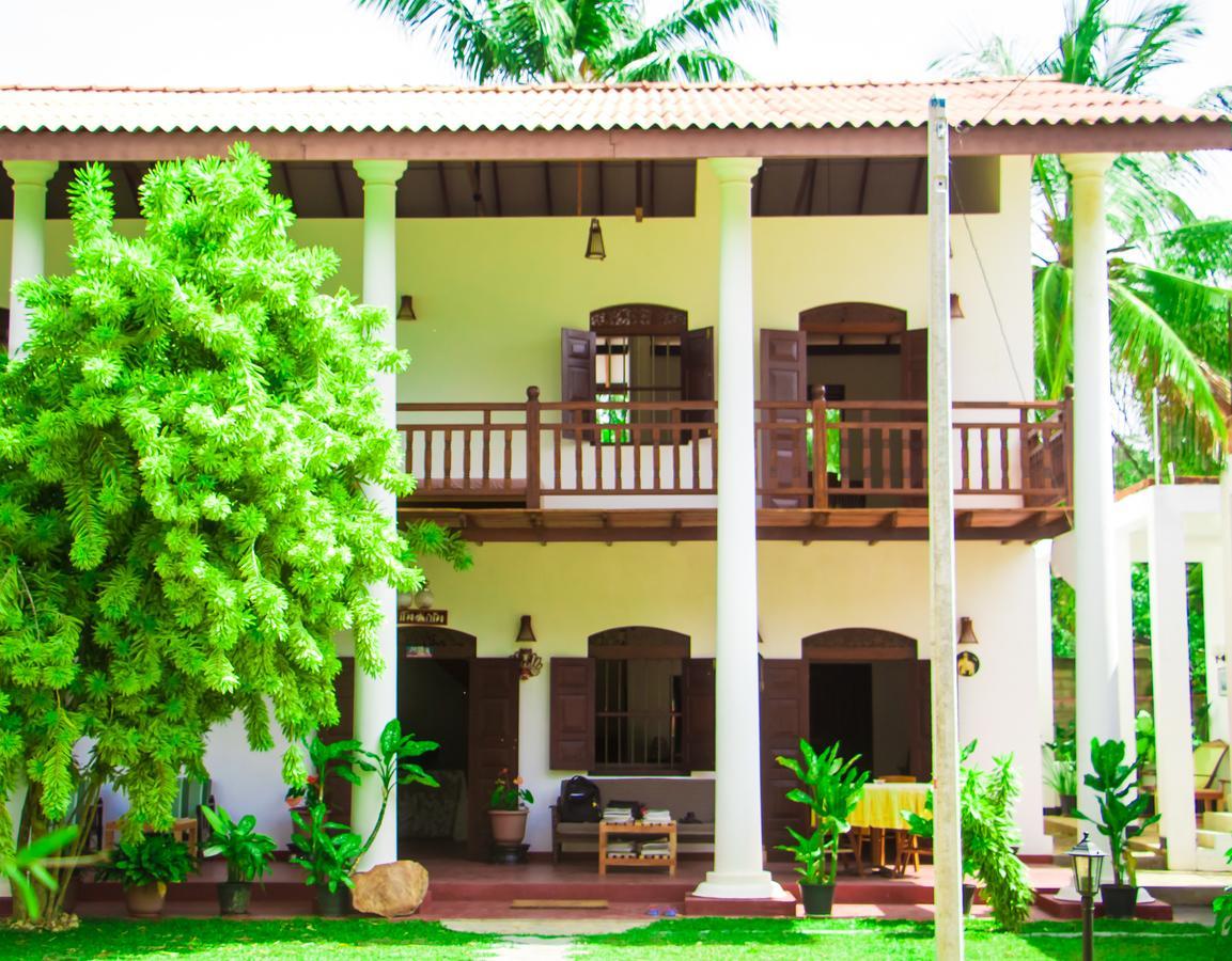 Hotel La Felicita Mirissa Ngoại thất bức ảnh