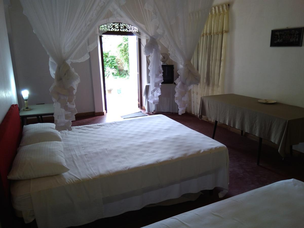 Hotel La Felicita Mirissa Ngoại thất bức ảnh